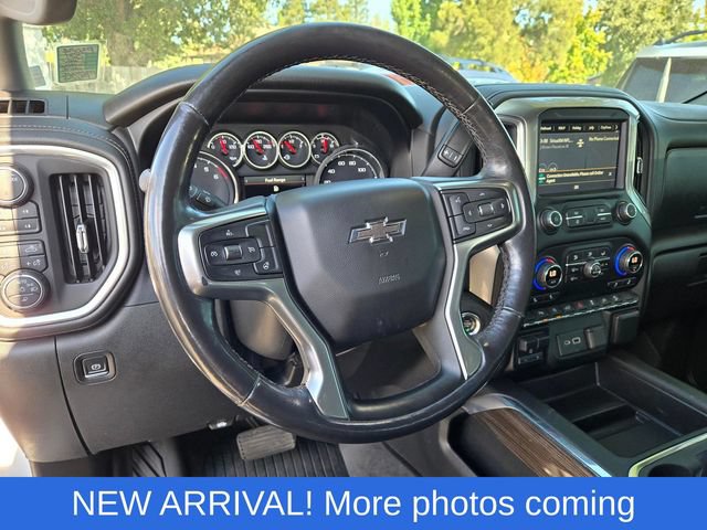 Used 2021 Chevrolet Silverado 1500 LT Trail Boss w/ Convenience Package II AWD/4WD image 9