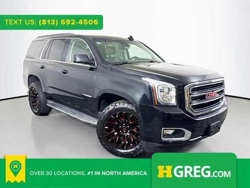 Used 2017 GMC Yukon SLT image 1