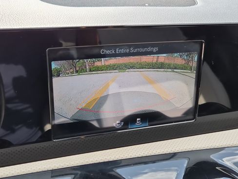 Used 2020 Mercedes-Benz CLA 250 image 27