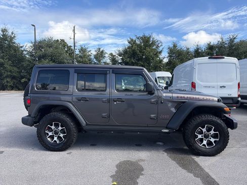 Used 2021 Jeep Wrangler Unlimited Rubicon w/ Cold Weather Group AWD/4WD image 8