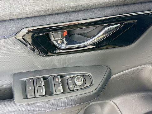 New 2025 Subaru Forester Limited image 17