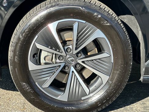 Used 2024 Lexus RZ 300e Premium image 37