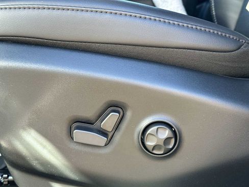 New 2026 Chrysler Voyager LX image 14