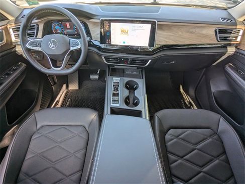 New 2026 Volkswagen Atlas SE image 16