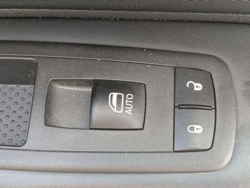 Used 2024 Dodge Durango GT RWD image 34