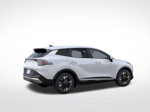 Used 2026 Kia Sportage LX FWD image 6