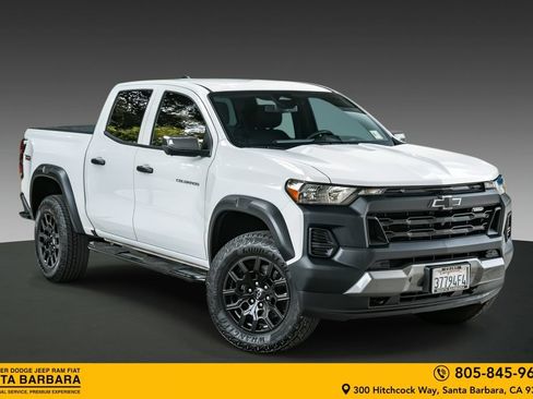 Used 2025 Chevrolet Colorado Trail Boss AWD/4WD image 1