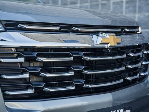 Used 2025 Chevrolet Equinox LT image 12