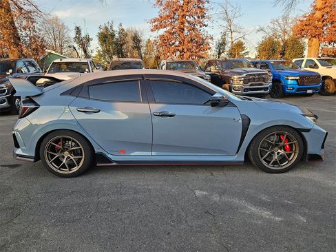 Used 2021 Honda Civic Type R image 8