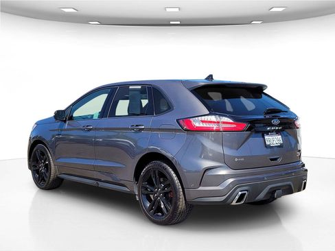 Used 2022 Ford Edge ST w/ Equipment Group 401A AWD/4WD image 9