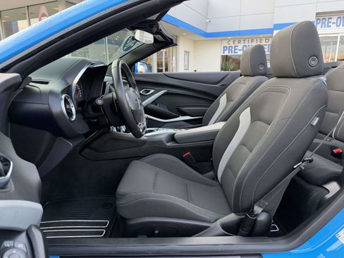 Certified 2023 Chevrolet Camaro SS RWD image 8