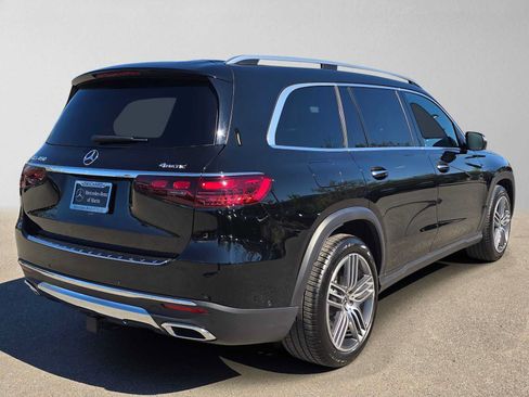 Used 2026 Mercedes-Benz GLS 450 4MATIC image 6