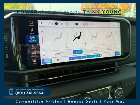 New 2025 Jeep Gladiator Mojave w/ Convenience Group image 19