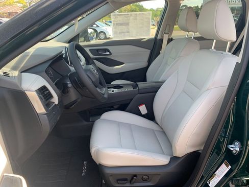 New 2026 Nissan Rogue SV image 24