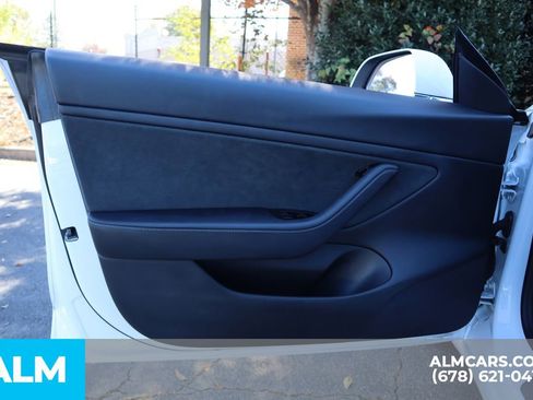 Used 2020 Tesla Model 3 Performance image 13