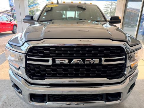 Used 2022 RAM 3500 Big Horn w/ Level B Equipment Group AWD/4WD image 3