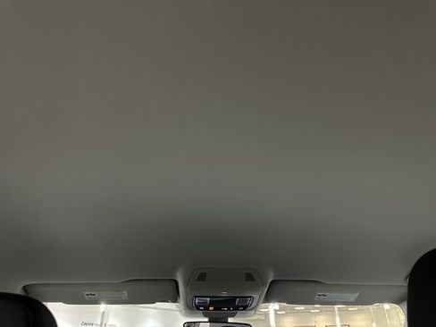 New 2025 Volkswagen Tiguan S image 26