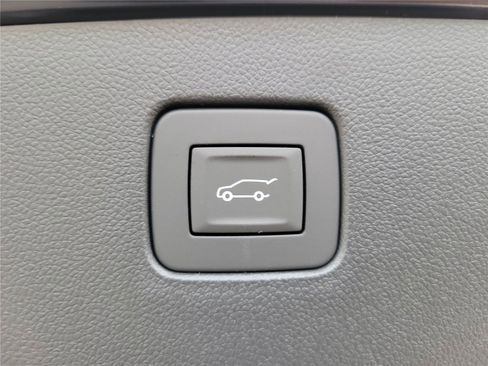 New 2026 Buick Envista Sport Touring w/ Convenience I Package FWD image 10