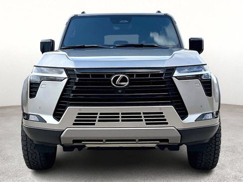 Used 2025 Lexus GX 550 AWD/4WD image 4