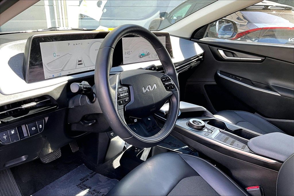 Used 2024 Kia EV6 Light RWD image 11