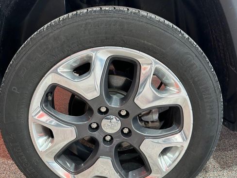 Used 2019 Jeep Compass Limited AWD/4WD image 13