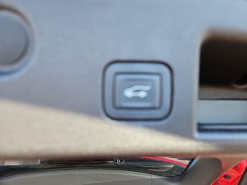 Certified 2023 Chevrolet Equinox RS image 29