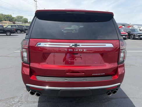 Used 2024 Chevrolet Tahoe Premier AWD/4WD image 4