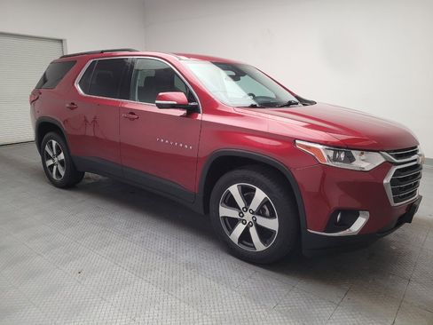 Used 2019 Chevrolet Traverse LT w/ LT Premium Package FWD image 11