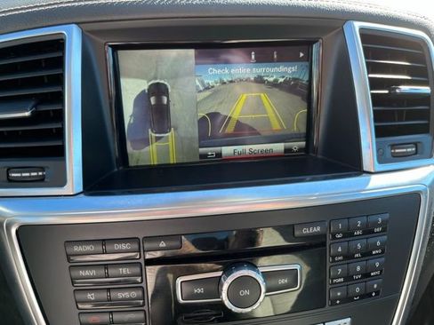 Used 2016 Mercedes-Benz GL 320 GL 350 image 30