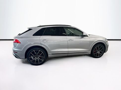 Used 2019 Audi Q8 Prestige w/ Adaptive Chassis Package AWD/4WD image 6