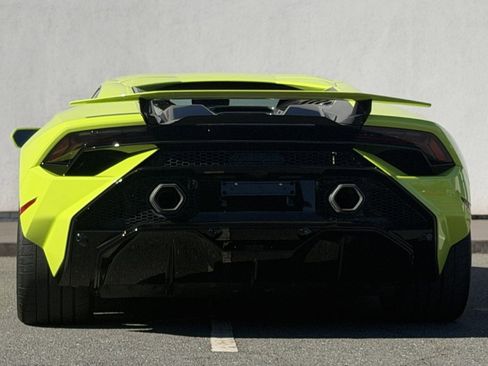 Used 2024 Lamborghini Huracan Tecnica image 6