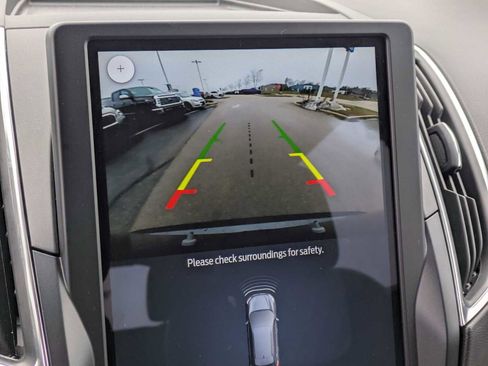 Used 2023 Ford Edge Titanium w/ Class II Trailer Tow Package image 29