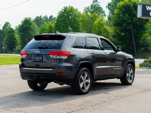 Used 2015 Jeep Grand Cherokee Limited w/ Trailer Tow Group IV image 4