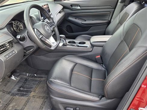 Used 2021 Nissan Altima 2.5 SR image 9