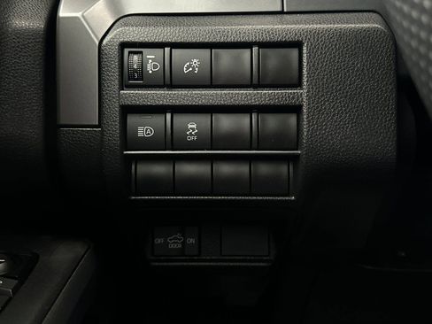 Used 2024 Toyota Tacoma SR5 AWD/4WD image 27