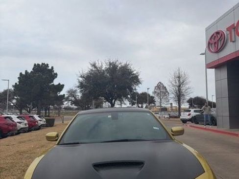 Used 2021 Dodge Charger R/T w/ Blacktop Package image 2