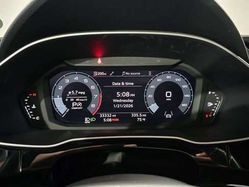 Used 2022 Audi Q3 2.0T Premium Plus image 17