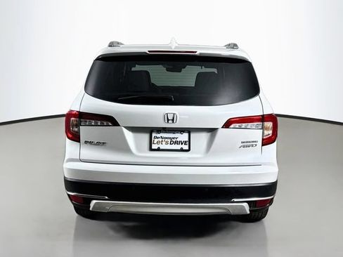Used 2021 Honda Pilot Touring image 12