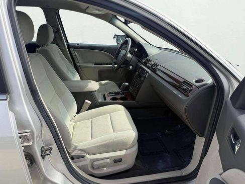 Used 2008 Ford Taurus SEL FWD image 10