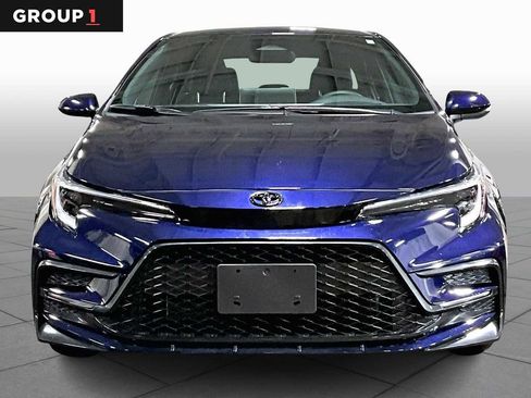 Used 2026 Toyota Corolla SE w/ SE Package image 4
