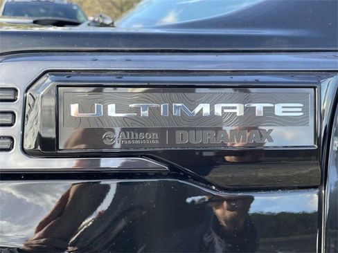 New 2026 GMC Sierra 2500 Denali Ultimate w/ LPO, Black Badging Package image 7