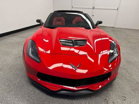 Used 2019 Chevrolet Corvette Z06 RWD image 2