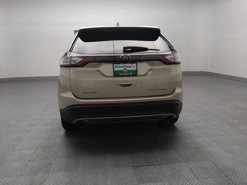 Used 2018 Ford Edge Titanium FWD image 6