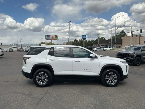 New 2026 Chevrolet Equinox LT AWD/4WD image 2