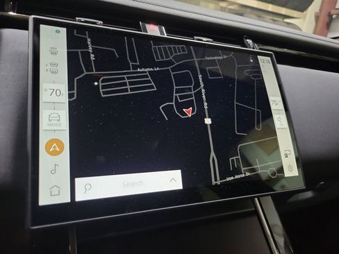 New 2026 Land Rover Range Rover Velar Dynamic SE image 33