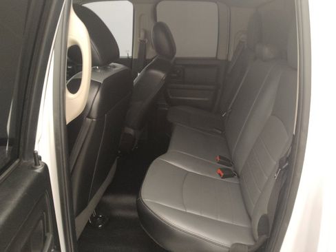 Used 2021 RAM 1500 Tradesman w/ Chrome Appearance Group AWD/4WD image 18