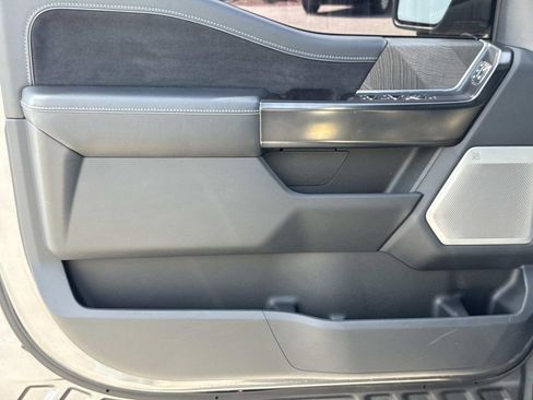 Used 2022 Ford F150 Platinum w/ Equipment Group 701A High AWD/4WD image 17