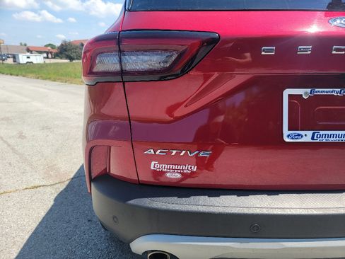 Used 2023 Ford Escape Active w/ Tech Pack #2 AWD/4WD image 33