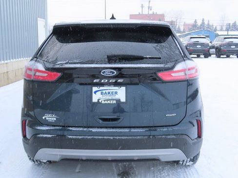 Used 2023 Ford Edge SEL image 11