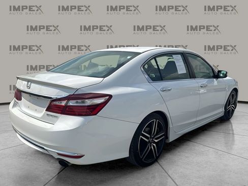 Used 2016 Honda Accord Sport image 5